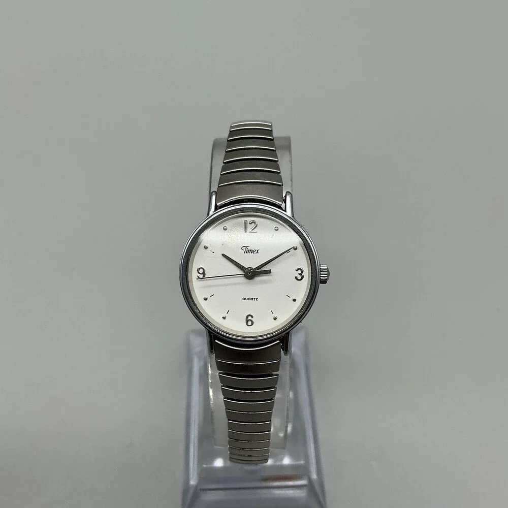 VIntage Timex Womens Watch 23mm Silver Tone Expansion Band New Battery